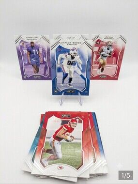 2021 🏈 Panini NFL Playoff Football - 25 Card Lot